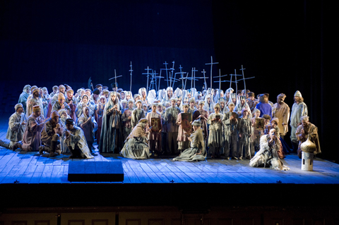 Chorus, Supernumeraries, Boris Godunov, Modest Petrovich Mussorgsky. San Francisco Opera, 2008-09. Photographer: Terrence McCarthy/San Francisco Opera.