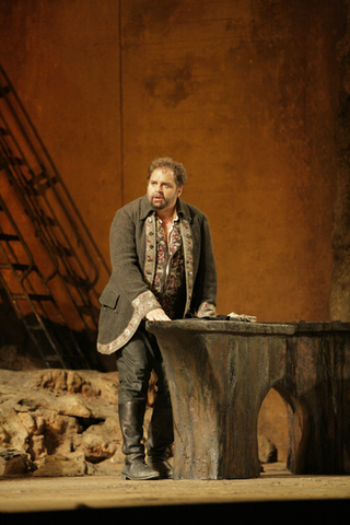 Marco Berti (Manrico), Il Trovatore, Guiseppe Verdi. San Francisco Opera, 2009-10. Photographer: Cory Weaver/San Francisco Opera.