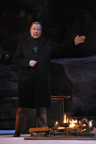 Kevin Langan (Ashby), La Fanciulla del West, Giacomo Puccini. San Francisco Opera, 2009-10. Photographer: Kevin Berne/San Francisco Opera.