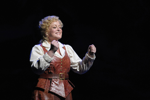 Deborah Voigh (Minnie), La Fanciulla del West, Giacomo Puccini. San Francisco Opera, 2009-10. Photographer: Kevin Berne/San Francisco Opera.