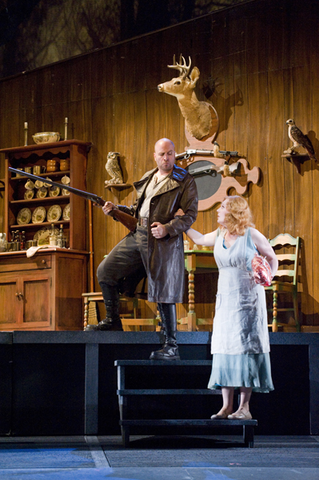 Raymond Aceto (Hunding), Eva-Maria Westbroek (Sieglinde), Die Walküre, Richard Wagner. San Francisco Opera, 2009-10. Photographer: Terrence McCarthy/San Francisco Opera.