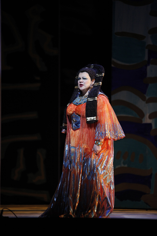 Dolora Zajick (Amneris), Aida, Giuseppe Verdi. San Francisco Opera, 2010-11. Photographer: Cory Weaver/San Francisco Opera.