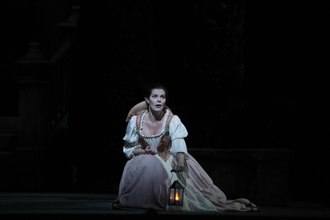 Sara Gartland (Barbarina), Le Nozze di Figaro, Wolfgang Amadeus Mozart. San Francisco Opera, 2010-11. Photographer: Cory Weaver/San Francisco Opera.