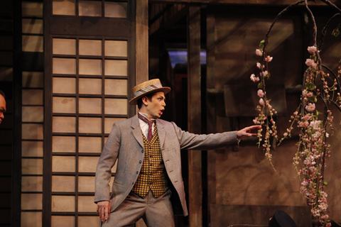 Thomas Glenn (Goro), Madama Butterfly, Giacomo Puccini. San Francisco Opera, 2010-11. Photographer: Cory Weaver/San Francisco Opera.