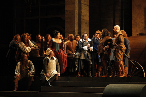 Brian Mulligan (Ragueneau), Leah Crocetto (Lisa), Plácido Domingo (Cyrano de Bergerac), Lester Lynch (Carbon), Timothy Mix (Le Bret), Chorus, Cyrano de Bergerac, Franco Alfano. San Francisco Opera, 2010-11. Photographer: Cory Weaver/San Francisco Opera.