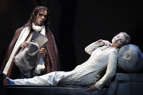 Thiago Arancam (Christian de Neuveville ), Ainhoa Arteta (Roxane), Cyrano de Bergerac, Franco Alfano. San Francisco Opera, 2010-11. Photographer: Cory Weaver/San Francisco Opera.