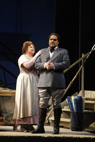 Elisabeth Bishop (Fricka), Mark Delavan (Wotan), Das Rheingold, Richard Wagner. San Francisco Opera, 2010-11. Photographer: Cory Weaver/San Francisco Opera.