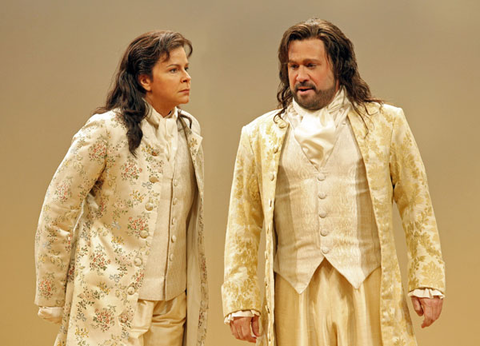 Susan Graham (Xerxes), David Daniels (Arsamenes), Xerxes, George Frideric Handel. San Francisco Opera, 2011-12. Photographer: Cory Weaver/San Francisco Opera.