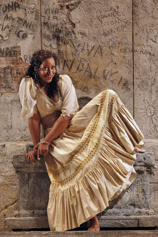 Kendall Gladen (Carmen), Carmen, Georges Bizet. San Francisco Opera, 2011-12. Photographer: Cory Weaver/San Francisco Opera.