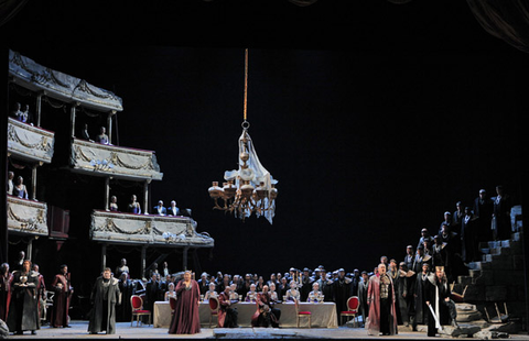 Nathaniel Peake (Uldino), Diego Torre (Foresto), Lucrecia Garcia (Odabella), Quinn Kelsey (Ezio), Ferruccio Furlanetto (Attila), Chorus, Attila, Guiseppe Verdi. San Francisco Opera, 2011-12. Photographer: Cory Weaver/San Francisco Opera.