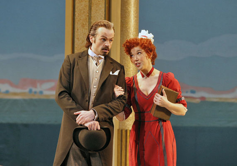 Marco Vinco (Don Alfonso), Susannah Biller (Despina), Così fan tutte, Wolfgang Amadeus Mozart. San Francisco Opera, 2012-13. Photographer: Cory Weaver/San Francisco Opera.