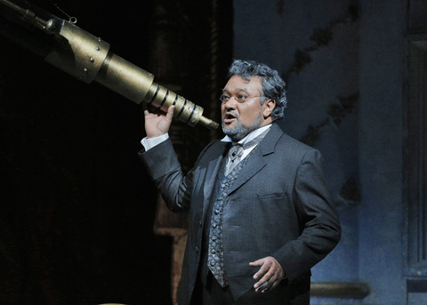 Ramon Vargas (Faust), Mefistofele, Arrigo Boito. San Francisco Opera, 2013-14. Photographer: Cory Weaver/San Francisco Opera.