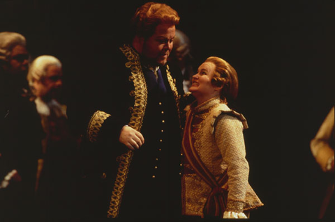 Richard Margison (Riccardo), Tracy Dahl (Oscar), Un Ballo in Maschera, Giuseppe Verdi. San Francisco Opera, 1999-2000. Photographer: Ken Friedman/San Francisco Opera.