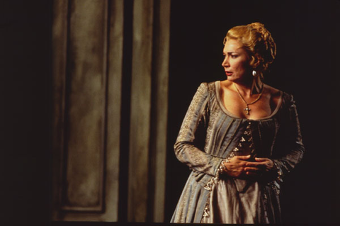 Carol Vaness (Amelia), Un Ballo in Maschera, Giuseppe Verdi. San Francisco Opera, 1999-2000. Photographer: Ken Friedman/San Francisco Opera.