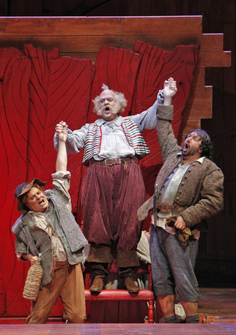 Greg Fedderly (Bardolfo), Bryn Terfel (Falstaff), Andrea Silvestrelli (Pistola), Falstaff, Giuseppe Verdi. San Francisco Opera, 2013-14. Photographer: Cory Weaver/San Francisco Opera.