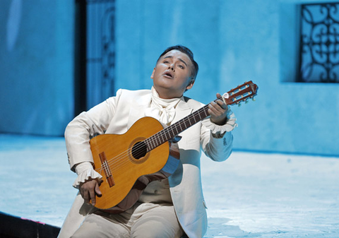 Javier Camarena (Count Almaviva), Il Barbiere di Siviglia, Gioachino Rossini. San Francisco Opera, 2013-14. Photographer: Cory Weaver/San Francisco Opera.