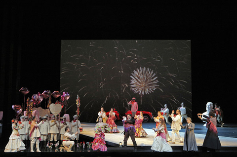 Javier Camarena (Count Almaviva), AJ Glueckert (Ambrogio), Isabel Leonard (Rosina), Lucas Meachem (Figaro), Catherine Cook (Berta), Alessandro Corbelli (Dr. Bartolo), Andrea Silvestrelli (Don Basilio), Ballet, Chorus, Il Barbiere di Siviglia, Gioachino Rossini. San Francisco Opera, 2013-14. Photographer: Cory Weaver/San Francisco Opera.