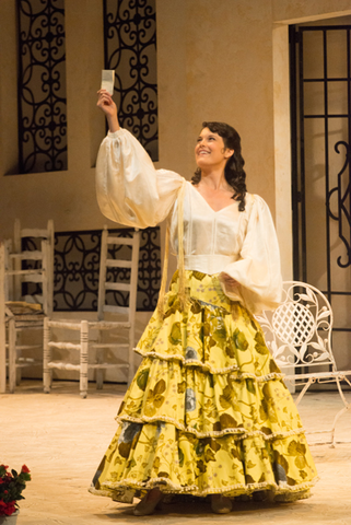 Laura Krumm (Rosina), The Barber of Seville for Families, Gioachino Rossini. San Francisco Opera, 2013-14. Photographer: Kristen Loken/San Francisco Opera.