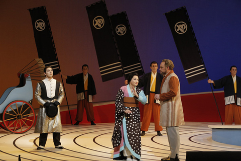 Efraín Solis (Prince Yamadori), Patricia Racette (Cio-Cio-San), Brian Mulligan (Sharpless), Madama Butterfly, Giacomo Puccini. San Francisco Opera, 2013-14. Photographer: Cory Weaver/San Francisco Opera.