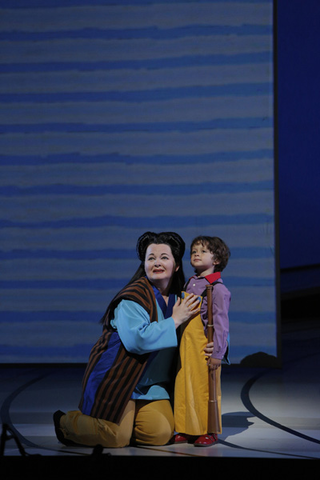 Elizabeth DeShong (Suzuki), Miles Sperske (Sorrow), Madama Butterfly, Giacomo Puccini. San Francisco Opera, 2013-14. Photographer: Cory Weaver/San Francisco Opera.