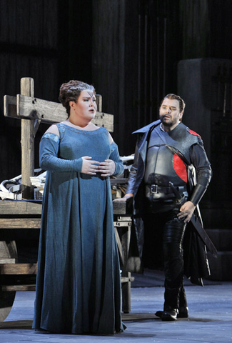 Jamie Barton (Adalgisa), Marco Berti (Pollione), Norma, Vincenzo Bellini. San Francisco Opera, 2014-15. Photographer: Cory Weaver/San Francisco Opera.