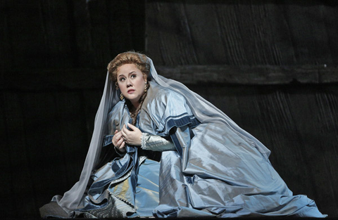 Julianna Di Giacomo (Amelia), Un Ballo in Maschera, Giuseppe Verdi. San Francisco Opera, 2014-15. Photographer: Cory Weaver/San Francisco Opera.