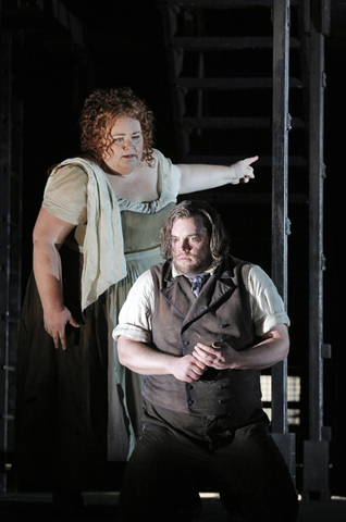 Stephanie Blythe (Mrs. Lovett), Brian Mulligan (Sweeney Todd), Sweeney Todd, Stephen Sondheim. San Francisco Opera, 2015-16. Photographer: Cory Weaver/San Francisco Opera.