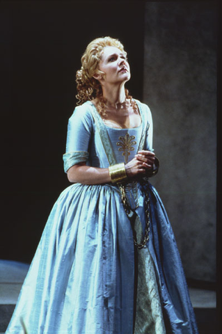 Barbara Bonney (Ilia), Idomeneo, Wolfgang Amadeus Mozart. San Francisco Opera, 1999-2000. Photographer: Ken Friedman/San Francisco Opera.