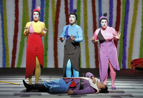 Zanda Švēde (Third Lady), Nian Wang (Second Lady), Jacqueline Piccolino (First Lady), Paul Appleby (Tamino), Die Zauberflöte, Wolfgang Amadeus Mozart. San Francisco Opera, 2015-16. Photographer: Cory Weaver/San Francisco Opera.