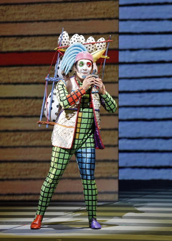 Efrain Solis (Papageno), Die Zauberflöte, Wolfgang Amadeus Mozart. San Francisco Opera, 2015-16. Photographer: Cory Weaver/San Francisco Opera.