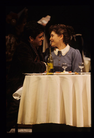 Maria Bayo (Mimì), Luis Lima (Rodolfo), La Bohème, Giacomo Puccini. San Francisco Opera, 1999-2000. Photographer: Ken Friedman/San Francisco Opera.