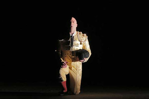 Zachary Nelson (Escamillo), Carmen, Georges Bizet. San Francisco Opera, 2015-16. Photographer: Cory Weaver/San Francisco Opera.