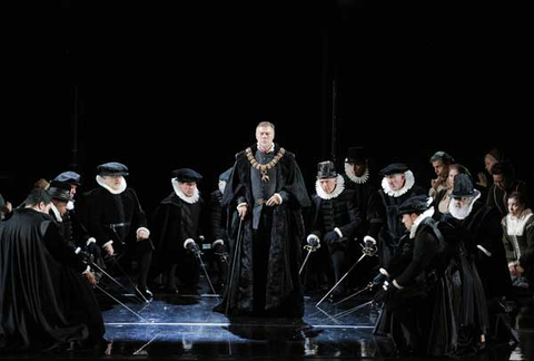 René Pape (King Philip II), Chorus, Don Carlo, Giuseppe Verdi. San Francisco Opera, 2015-16. Photographer: Cory Weaver/San Francisco Opera.