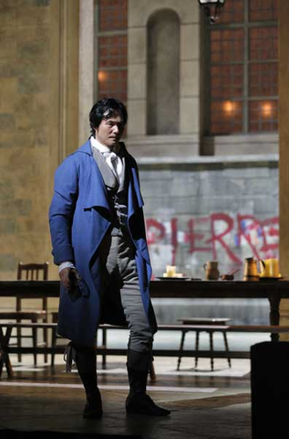 Yonghoon Lee (Andrea Chénier), Andrea Chénier, Umberto Giordano. San Francisco Opera, 2016-17. Photographer: Cory Weaver/San Francisco Opera.