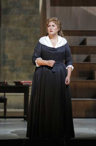 Anna Pirozzi (Maddalena di Coigy), Andrea Chénier, Umberto Giordano. San Francisco Opera, 2016-17. Photographer: Cory Weaver/San Francisco Opera.