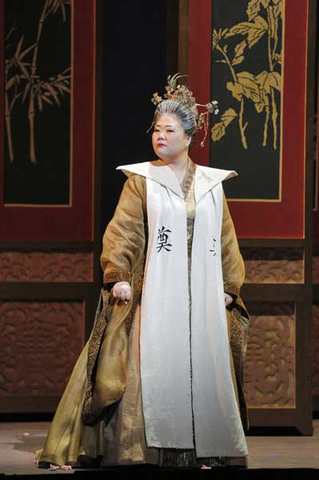 Hyona Kim (Lady Wang), Dream of the Red Chamber, Bright Sheng. San Francisco Opera, 2016-17. Photographer: Cory Weaver/San Franicsco Opera.