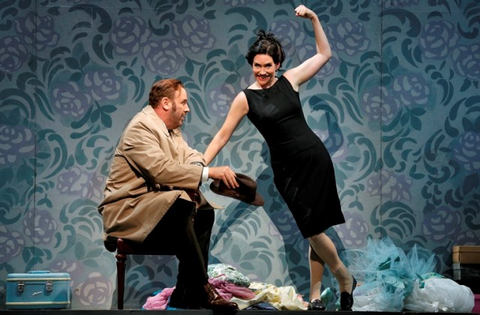 Lucas Meachem (Dr. Malatesta), Heidi Stober (Norina), Don Pasquale, Gaetano Donizetti. San Francisco Opera, 2016-17. Photographer: Cory Weaver/San Francisco Opera.