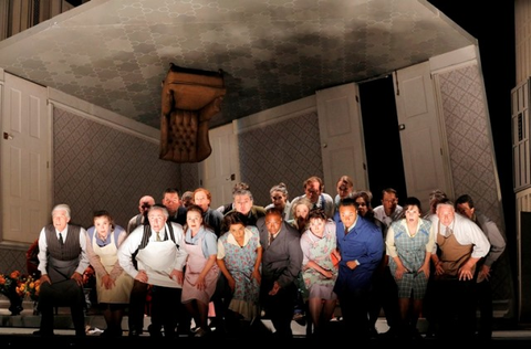 Chorus, Don Pasquale, Gaetano Donizetti. San Francisco Opera, 2016-17. Photographer: Cory Weaver/San Francisco Opera.