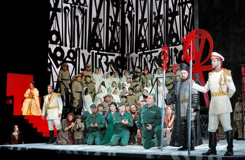 Ekaterina Semenchuk (Amneris), Brian Jagde (Radames), Leah Crocetto (Aida), George Gagnidze (Amonasro), Raymond Aceto (Ramfis), Anthony Reed (The King of Egypt), Chorus, Aida, Giuseppe Verdi. San Francisco Opera, 2016-17. Photographer: Cory Weaver/San Francisco Opera.