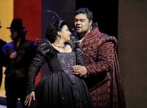 Amina Edris (Countess Ceprano), Pene Pati (The Duke of Mantua), Rigoletto, Giuseppe Verdi. San Francisco Opera, 2016-17. Photographer: Cory Weaver/San Francisco Opera.