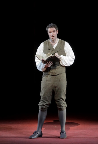 Erik Anstine (Leporello), Don Giovanni, Wolfgang Amadeus Mozart. San Francisco Opera, 2016-17. Photographer: Cory Weaver/San Francisco Opera.