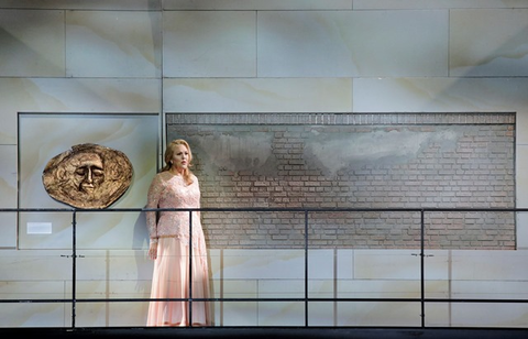 Adrianne Pieczonka (Chrysothemis), Elektra, Richard Strauss. San Francisco Opera, 2017-18. Photographer: Cory Weaver/San Francisco Opera.