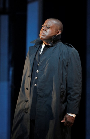 Alfred Walker (Orest), Elektra, Richard Strauss. San Francisco Opera, 2017-18. Photographer: Cory Weaver/San Francisco Opera.