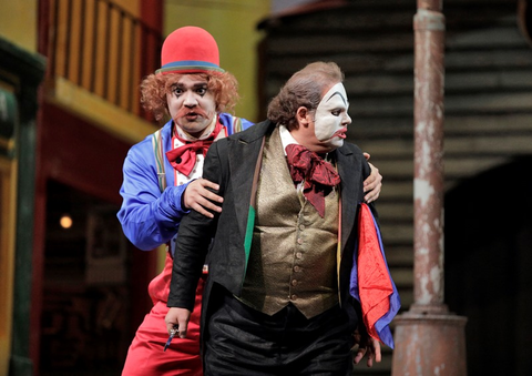 Amitai Pati (Beppe), Marco Berti (Canio), Pagliacci, Ruggero Leoncavallo. San Francisco Opera, 2018-19. Photographer: Cory Weaver/San Francisco Opera.