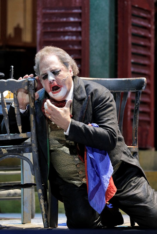 Marco Berti (Canio), Pagliacci, Ruggero Leoncavallo. San Francisco Opera, 2018-19. Photographer: Cory Weaver/San Francisco Opera.