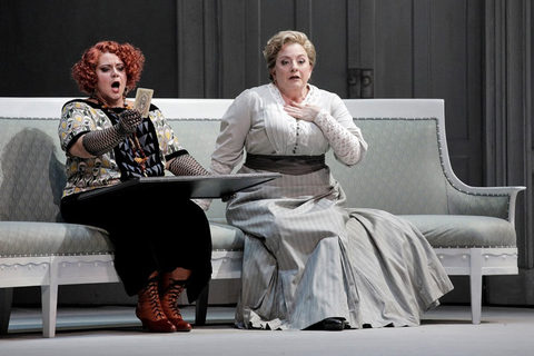 Jill Grove (A Fortune-Teller), Michaela Martens (Countess Adelaide), Arabella, Richard Strauss. San Francisco Opera, 2018-19. Photographer: Cory Weaver/San Francisco Opera.