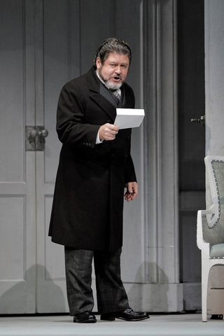 Richard Paul Fink (Count Waldner), Arabella, Richard Strauss. San Francisco Opera, 2018-19. Photographer: Cory Weaver/San Francisco Opera.