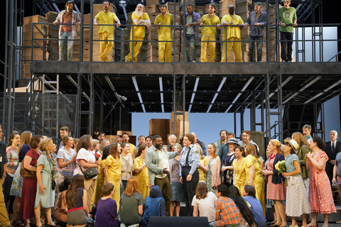 Russell Thomas as Florestan and Elza van den Heever as Leonore with the San Francisco Opera Chorus in Beethoven's "Fidelio." Photo: Cory Weaver/San Francisco Opera