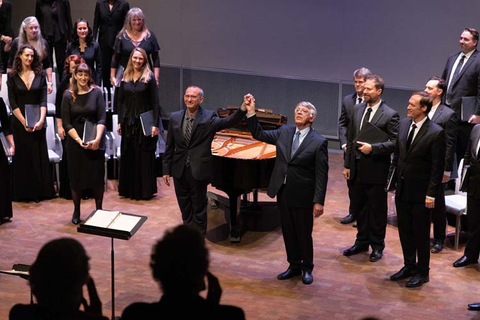 San Francisco Opera Associate Chorus Master Fabrizio Corona (left) and Chorus Director Ian Robertson (right) bowing with the San Francisco Opera Chorus at "San Francisco Opera Chorus in Concert," December 11, 2021. Photo: Matthew Washburn/San Francisco Opera