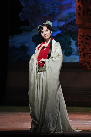 Meigui Zhang as Dai Yu in Bright Sheng's "Dream of the Red Chamber." Photo: Cory Weaver/San Francisco Opera